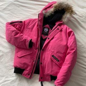 Canada goose down jacket (kid XL, women S)